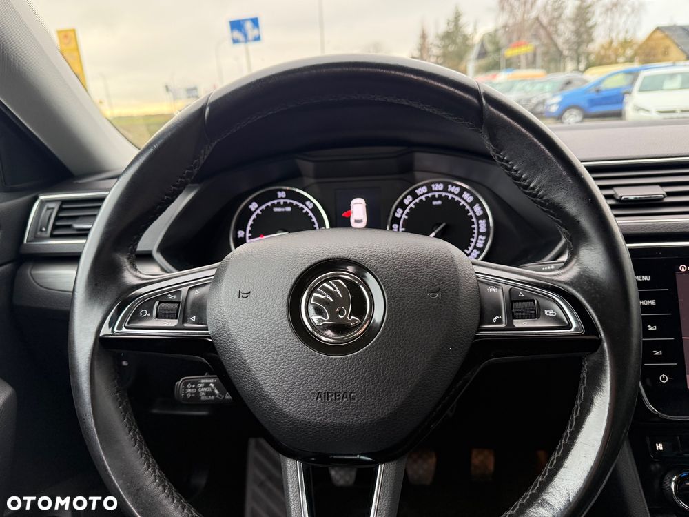 Skoda Superb 2.0 TDI Ambition - 13