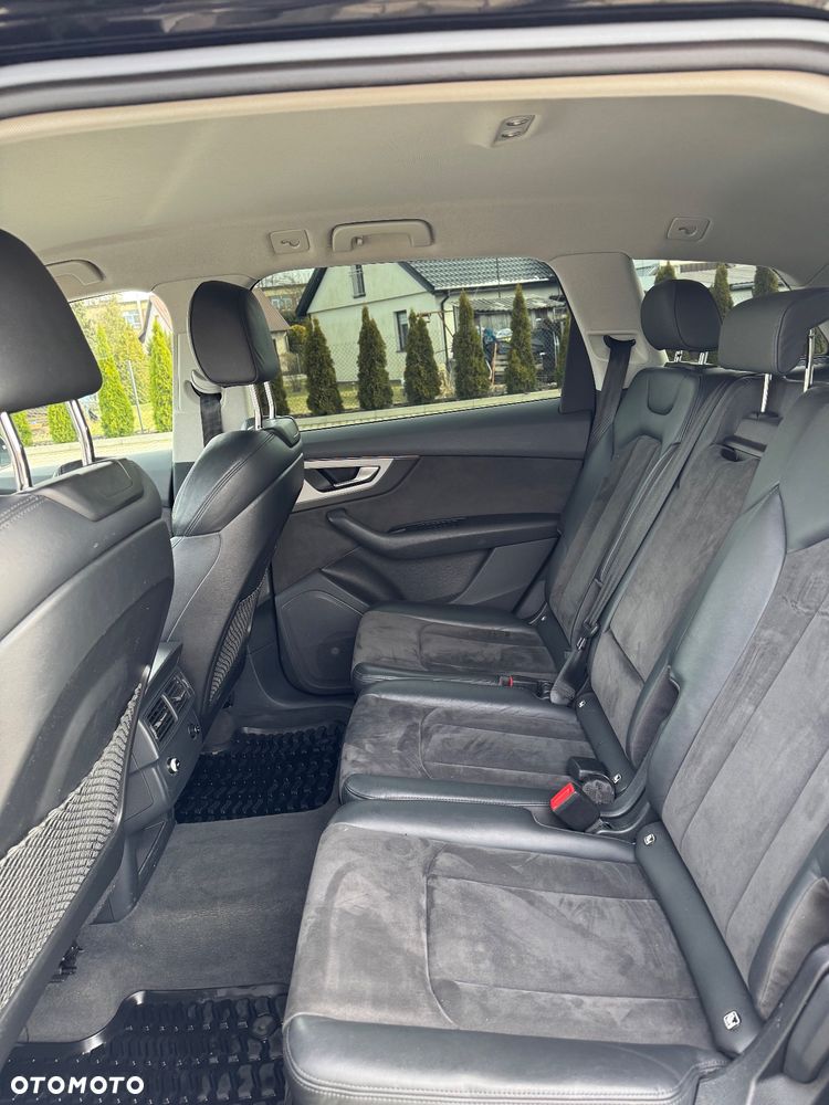 Audi Q7 45 TDI Quattro Tiptronic - 15