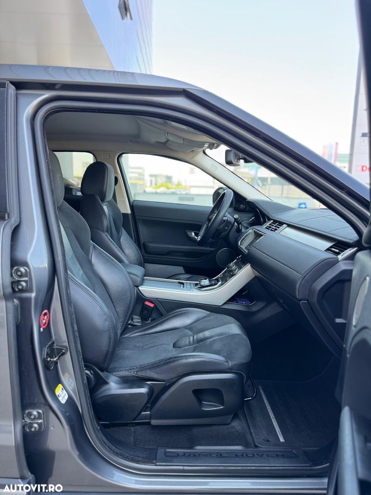 Land Rover Range Rover Evoque - 19