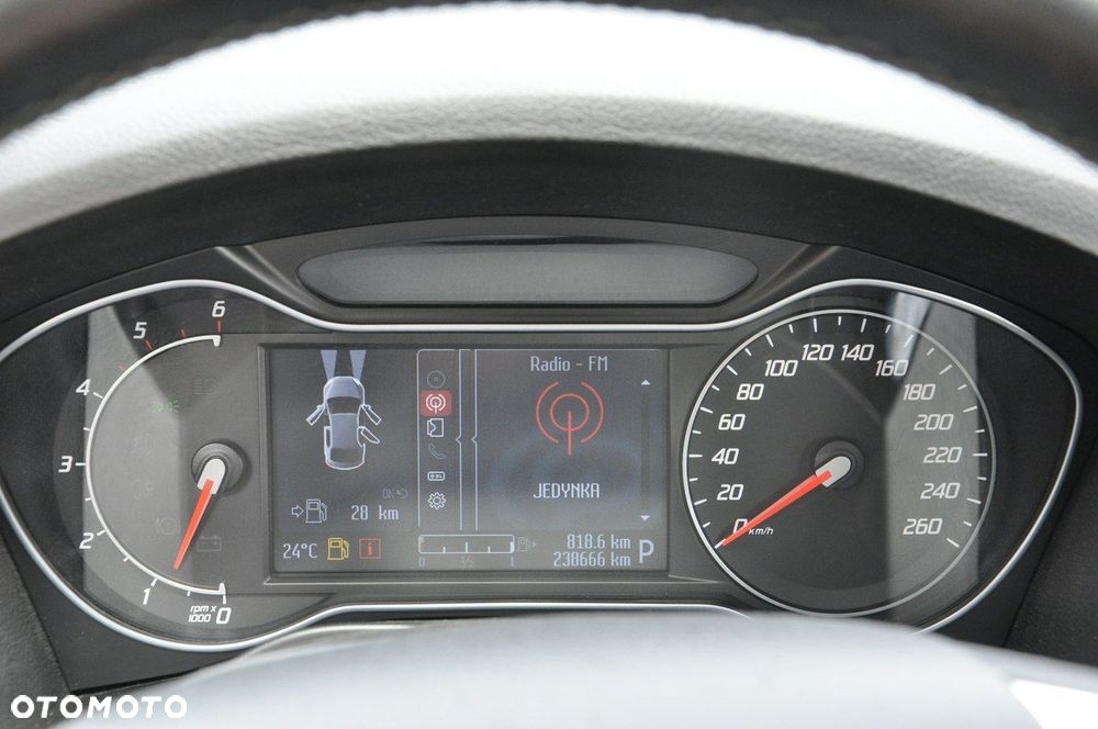 Ford S-Max 2.0 TDCi DPF Titanium - 11