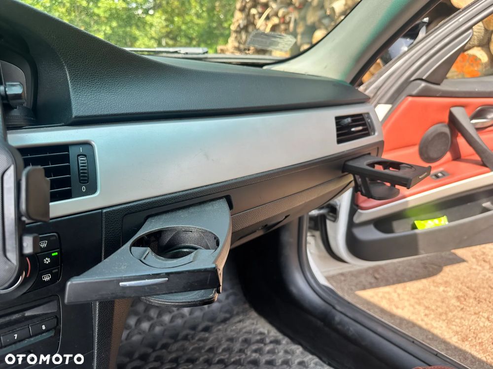 BMW Seria 3 320d DPF - 13