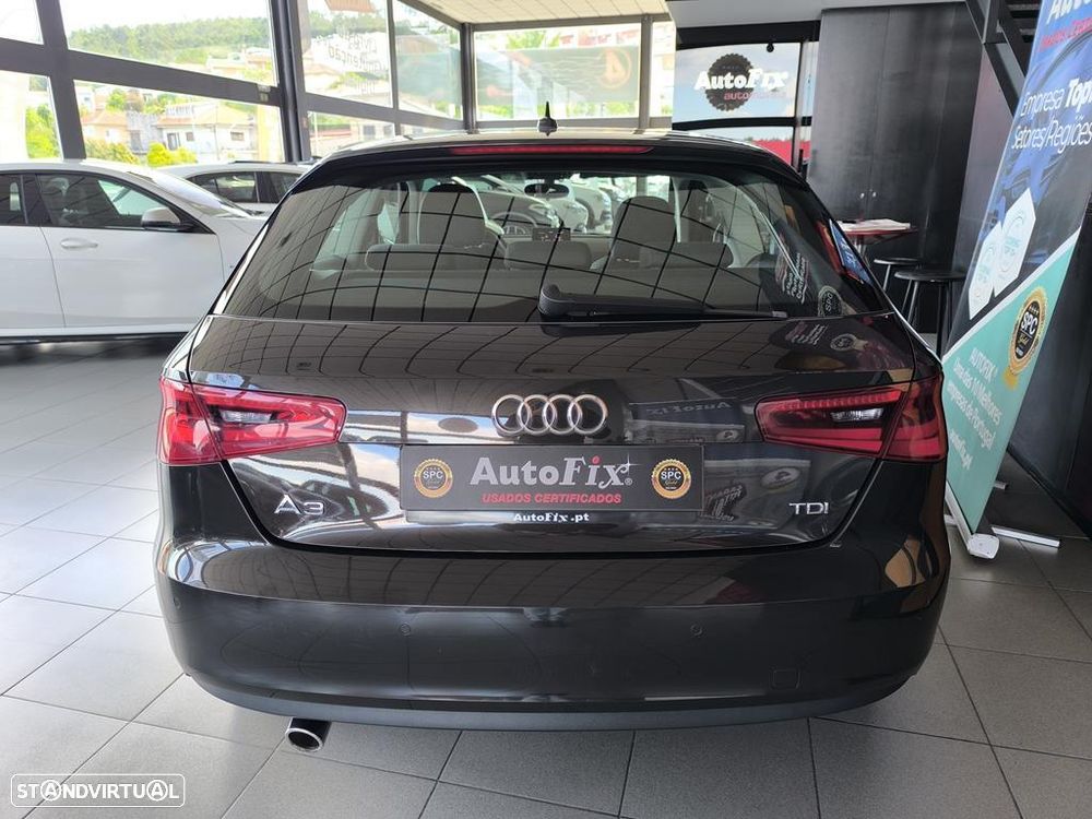 Audi A3 1.6 TDI Sport - 5