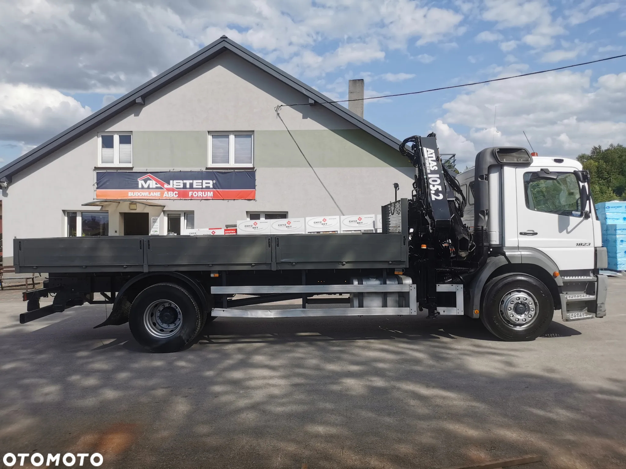 Mercedes-Benz Atego 1823 żuraw HDS Atlas 105.2 koła 315/80R22,5 - 19