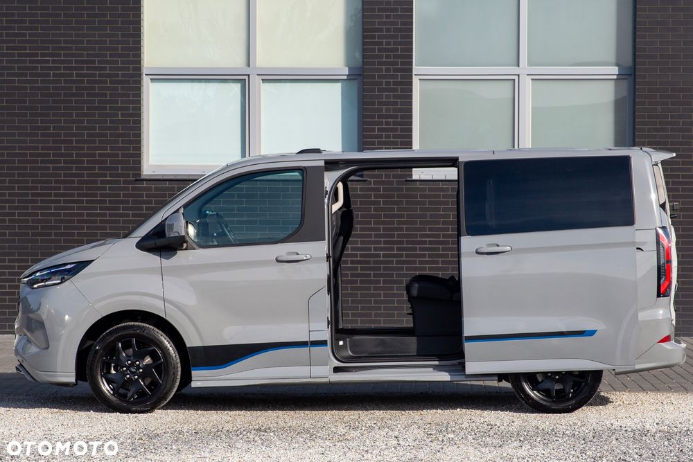 Ford Tourneo Custom - 7