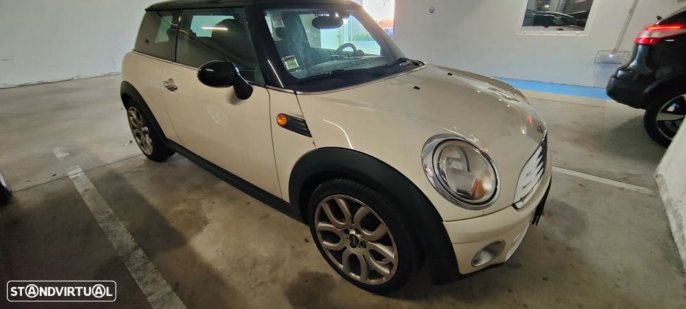MINI 3 Portas Cooper D - 9