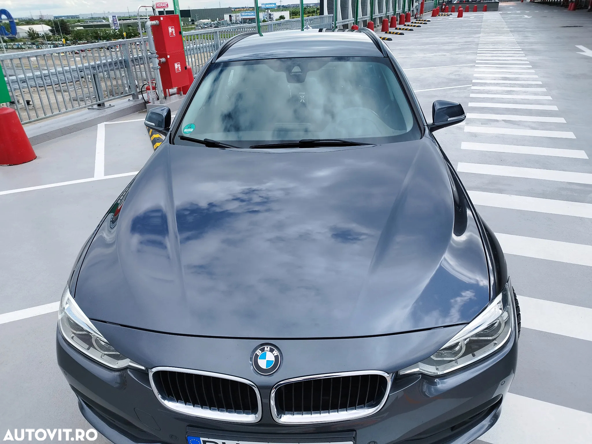 BMW Seria 3 318d Touring Aut. Advantage - 3