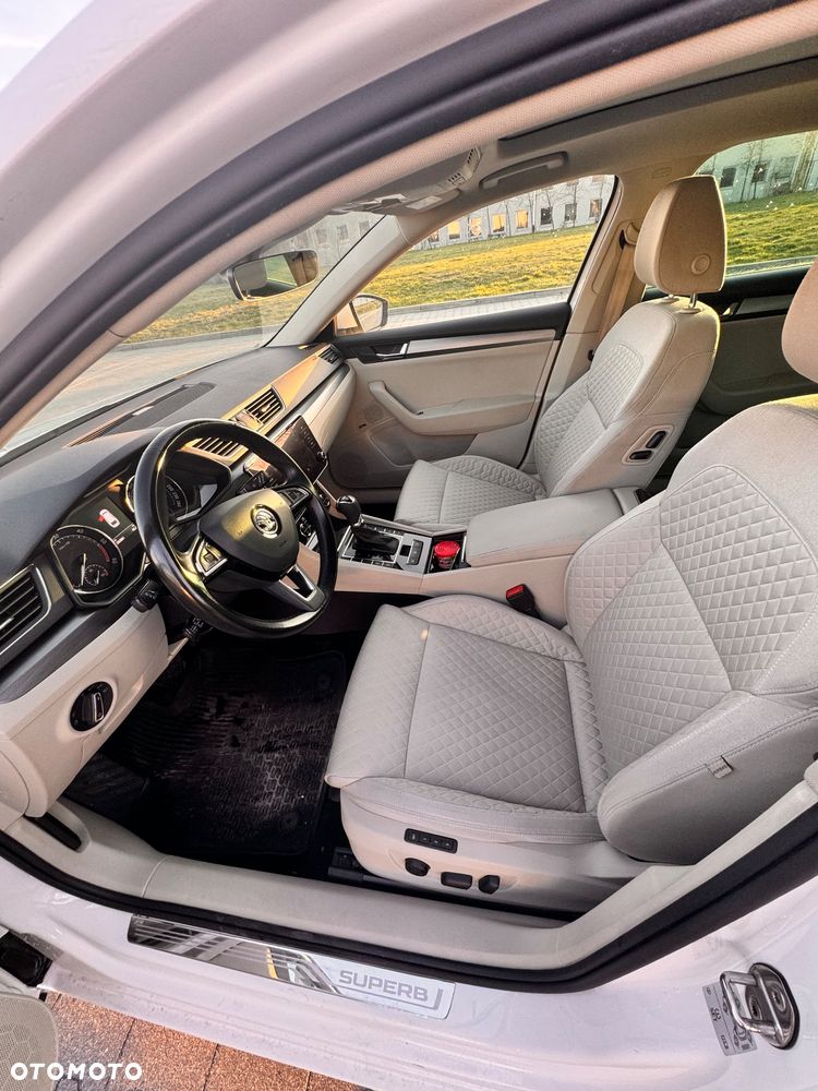 Skoda Superb 2.0 TDI Style DSG7 - 17
