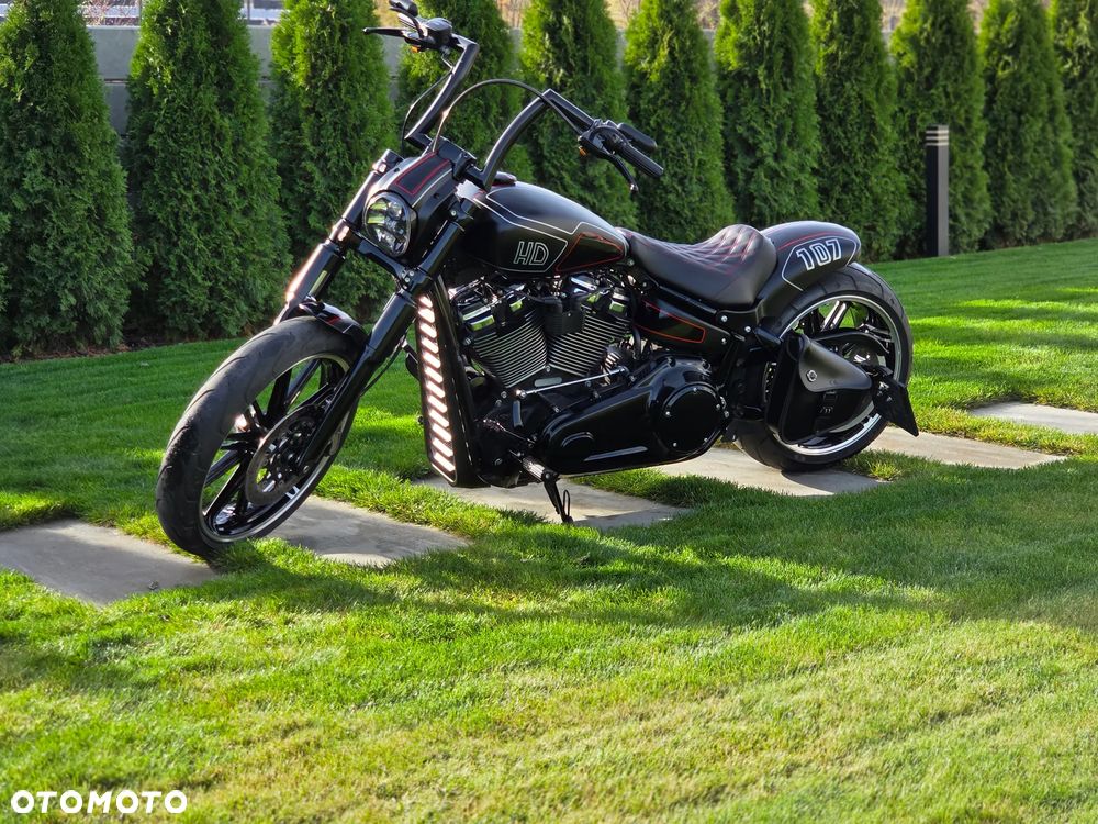 Harley-Davidson FXSB Breakout - 1