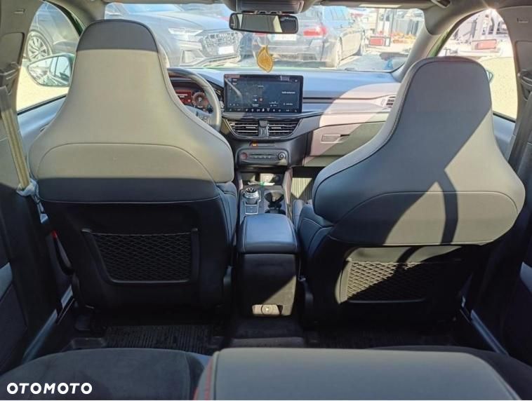 Ford Focus 2.3 EcoBoost ST X - 8