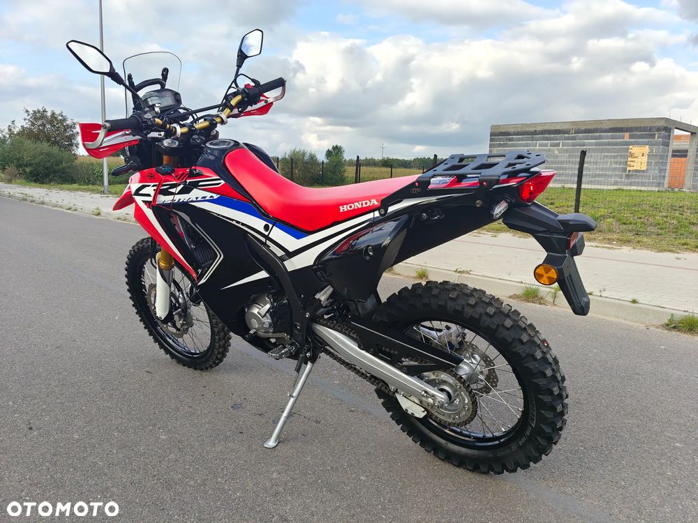 Honda CRF - 7
