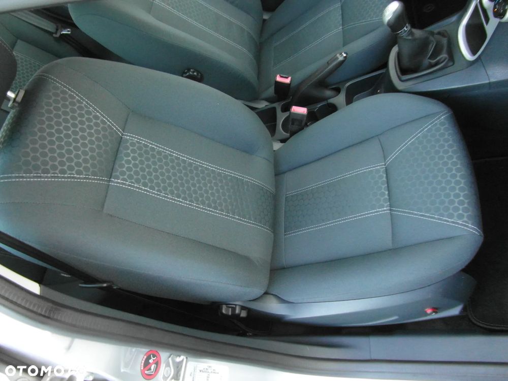 Ford Fiesta 1.25 Celebration - 21