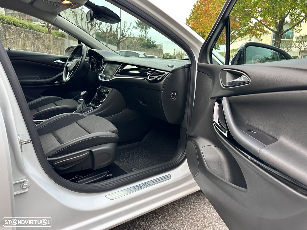 Opel Astra 1.6 CDTI Dynamic Sport S/S - 43