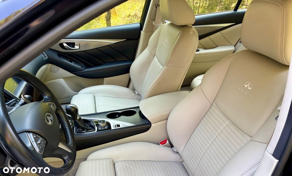 Infiniti Q50 Q50S Hybrid Sport Tech - 12