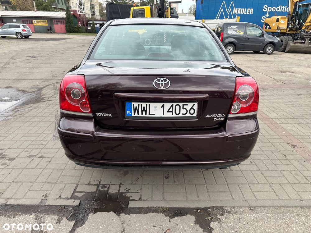 Toyota Avensis 2.0 D-4D Sol Premium - 7