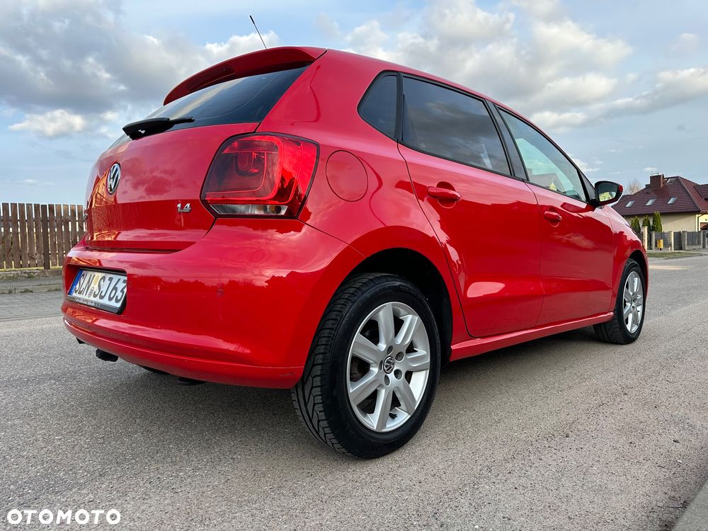 Volkswagen Polo 1.4 16V Comfortline - 8