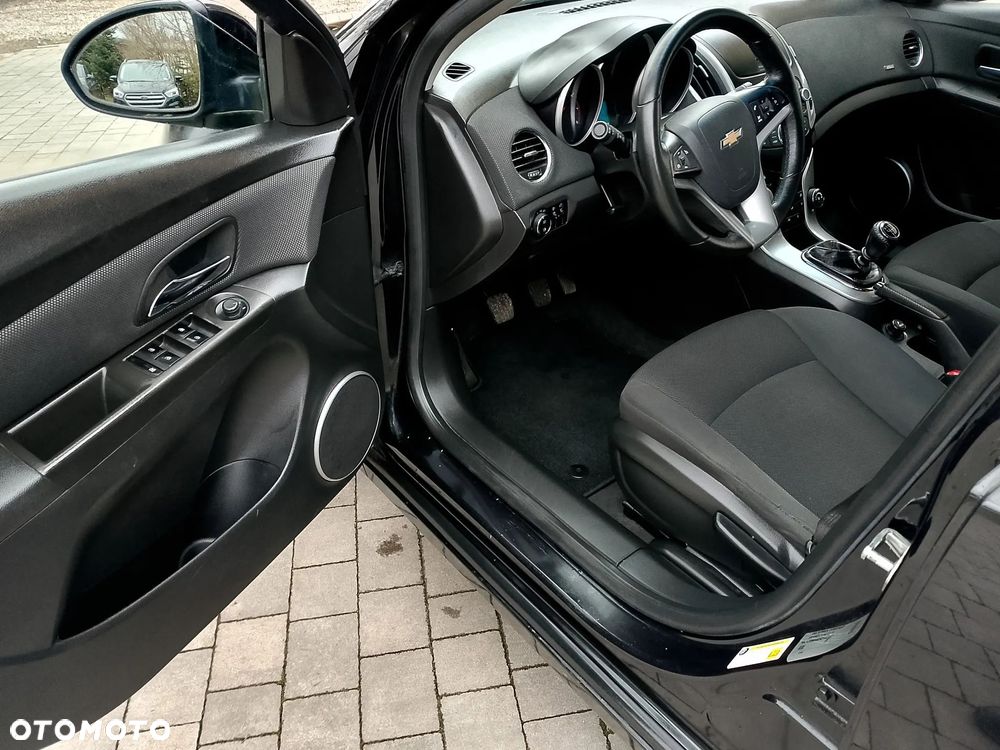 Chevrolet Cruze 1.8 LT+ - 4