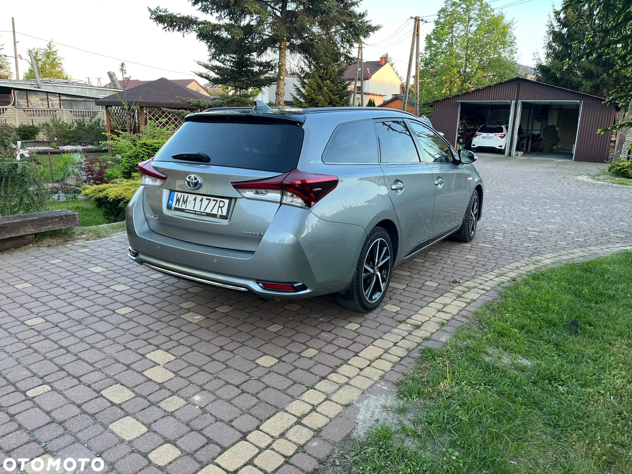 Toyota Auris Hybrid 135 Selection - 3