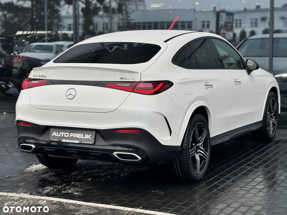 Mercedes-Benz GLC 220 d 4Matic 9G-TRONIC AMG Line Advanced - 9