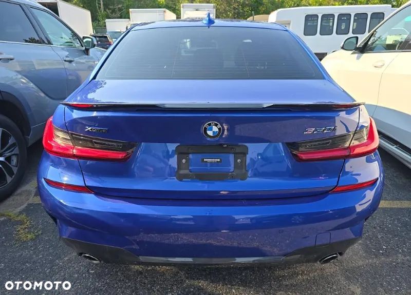 BMW Seria 3 330i xDrive M Sport - 6