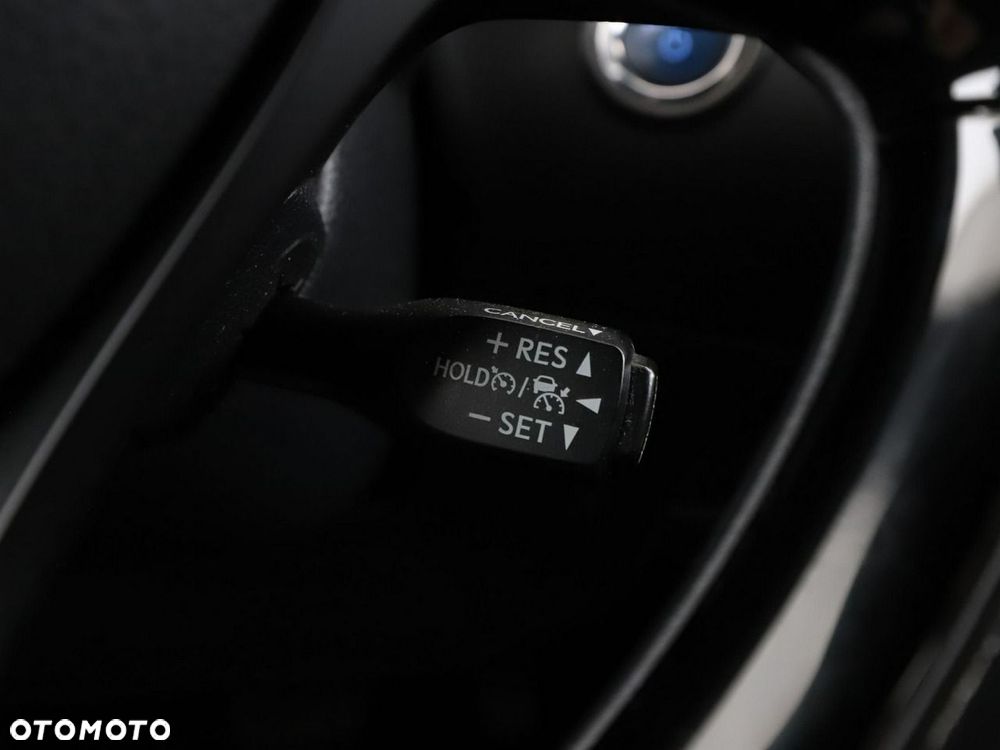 Toyota C-HR Business-Edition - 30