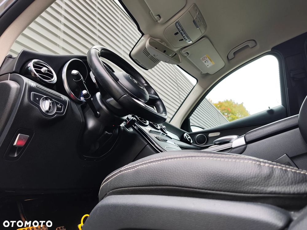 Mercedes-Benz GLC 250 4-Matic - 34