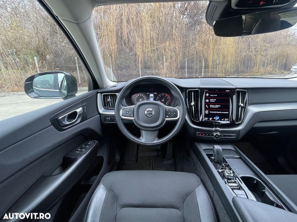 Volvo XC 60 B4 B Geartronic Momentum Pro - 11