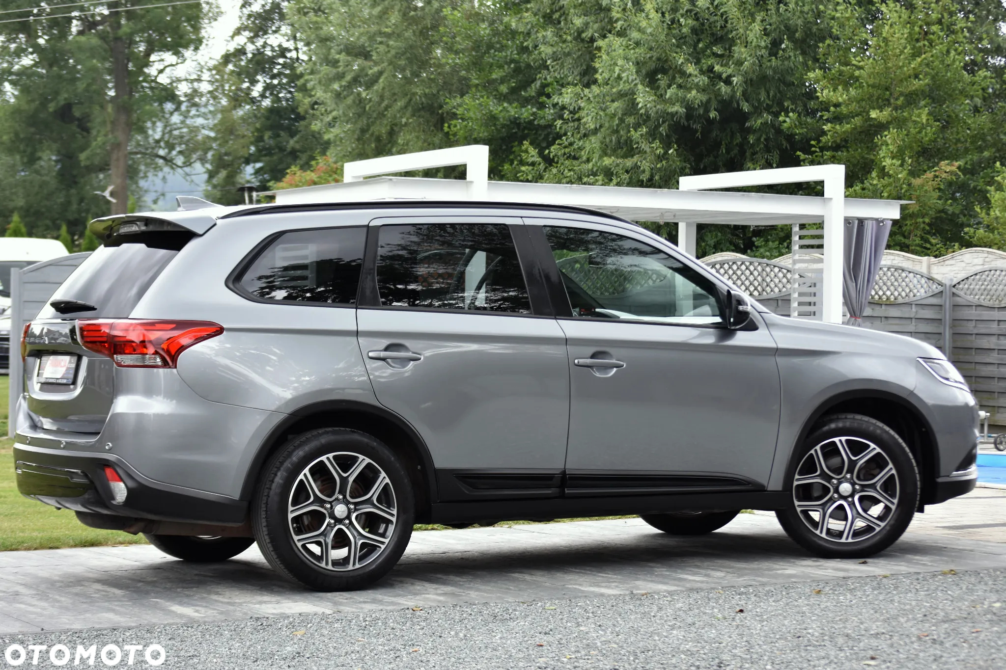 Mitsubishi Outlander 2.0 4WD CVT Diamant Edition+ - 20