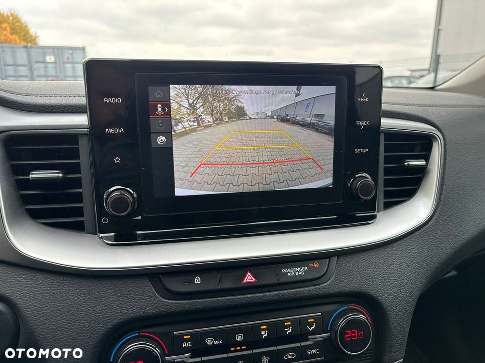 Kia Ceed 1.5 T-GDI M DCT - 24