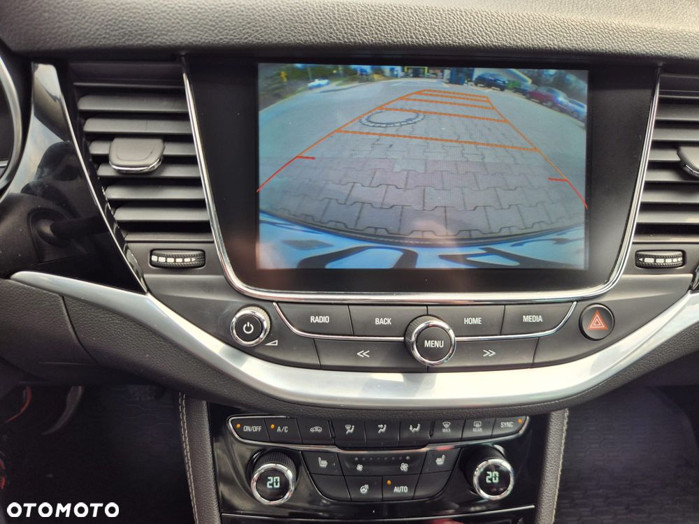 Opel Astra 1.4 Turbo Innovation - 26