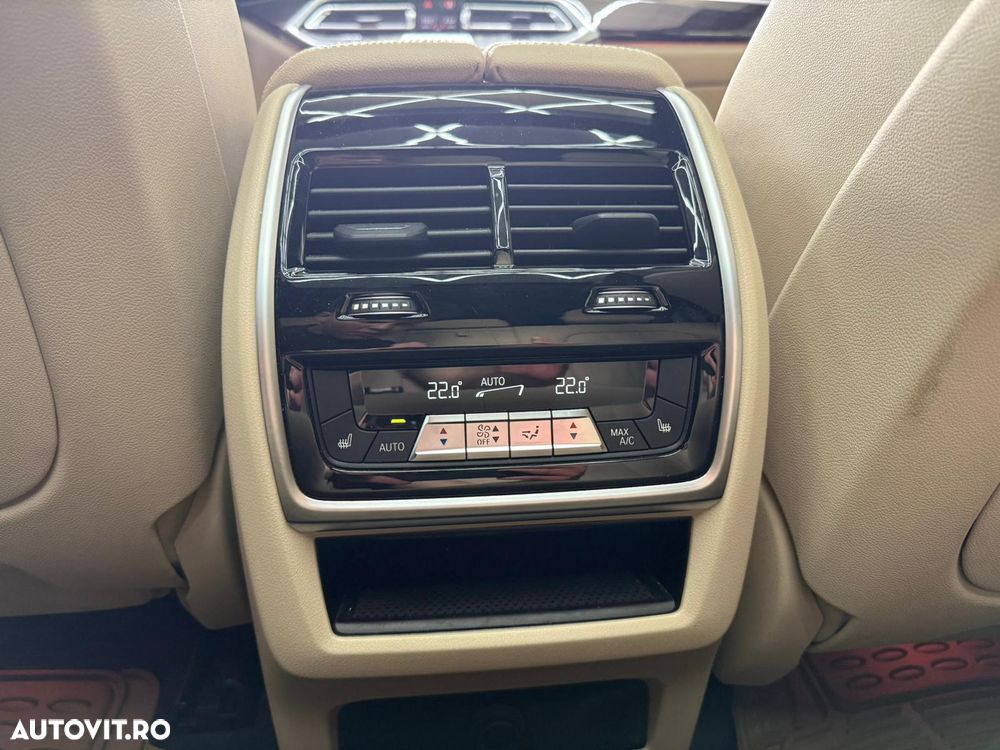 BMW X5 xDrive40i - 29