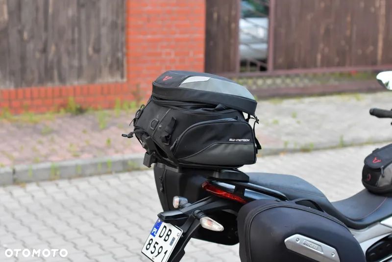 Ducati Hypermotard - 12