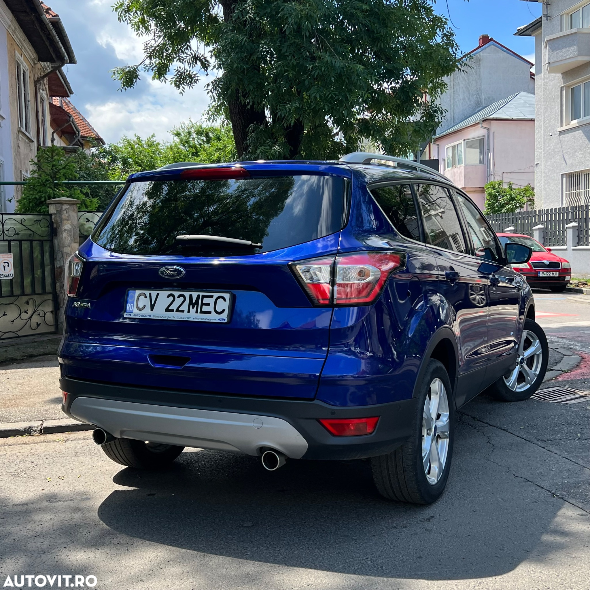 Ford Kuga 2.0 TDCi 4WD Powershift Titanium - 10