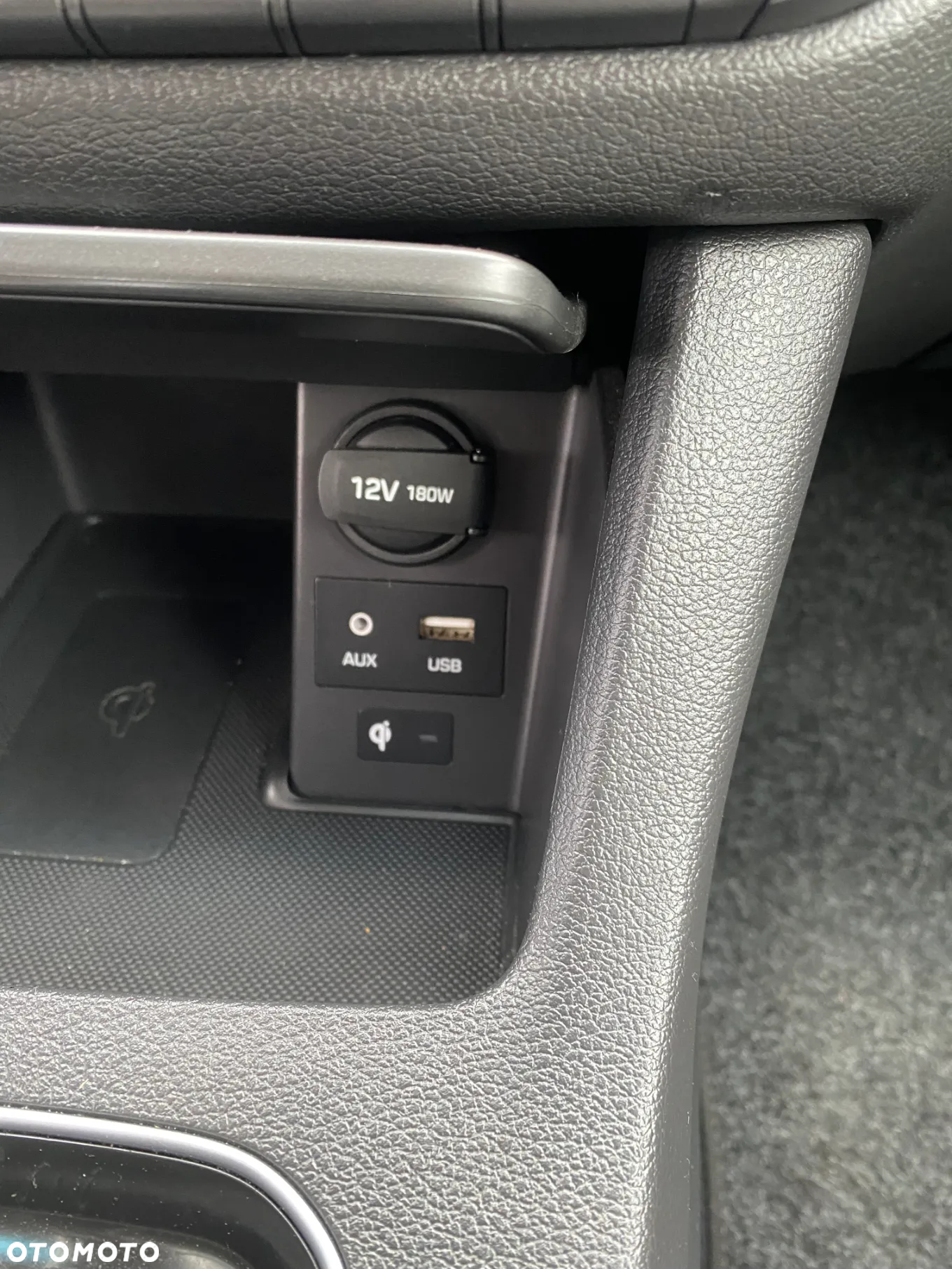 Hyundai i30 1.6 D Premium DCT - 24