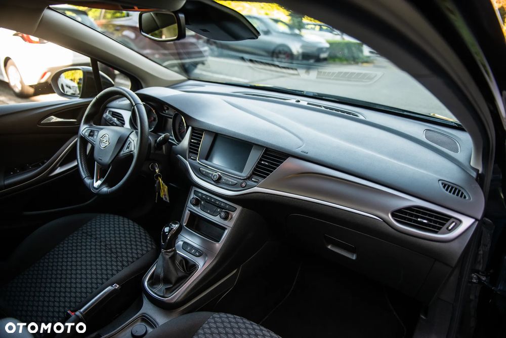 Opel Astra 1.5 D Start/Stop Sports Tourer 2020 - 25