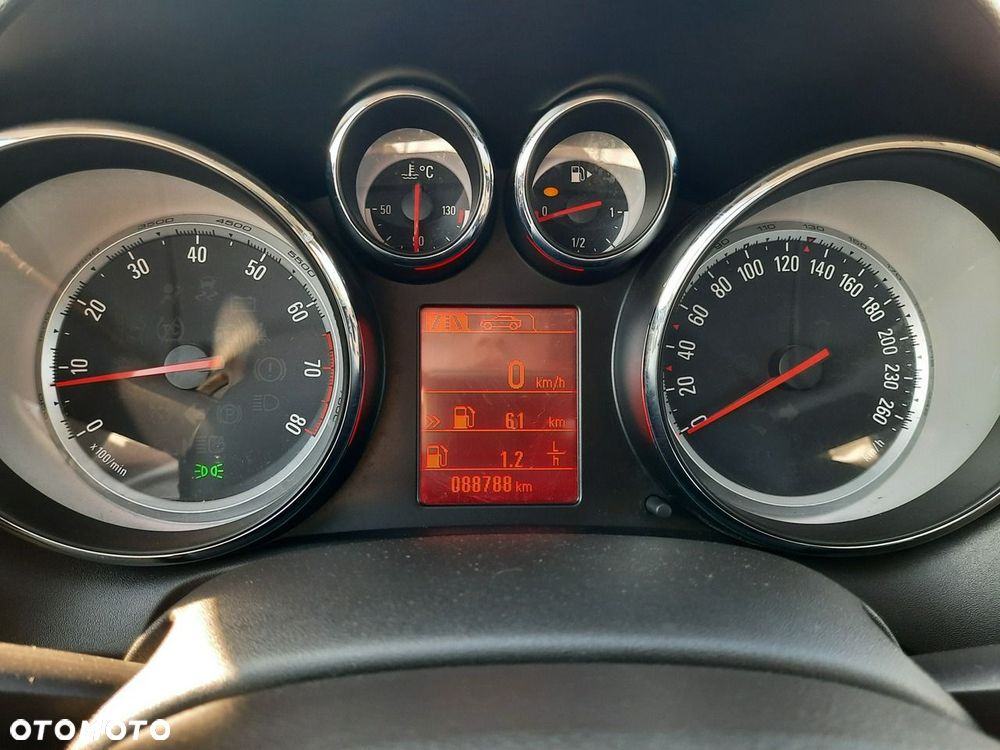 Opel Astra - 11