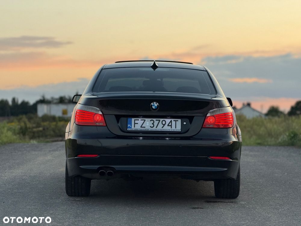 BMW Seria 5 530i - 7