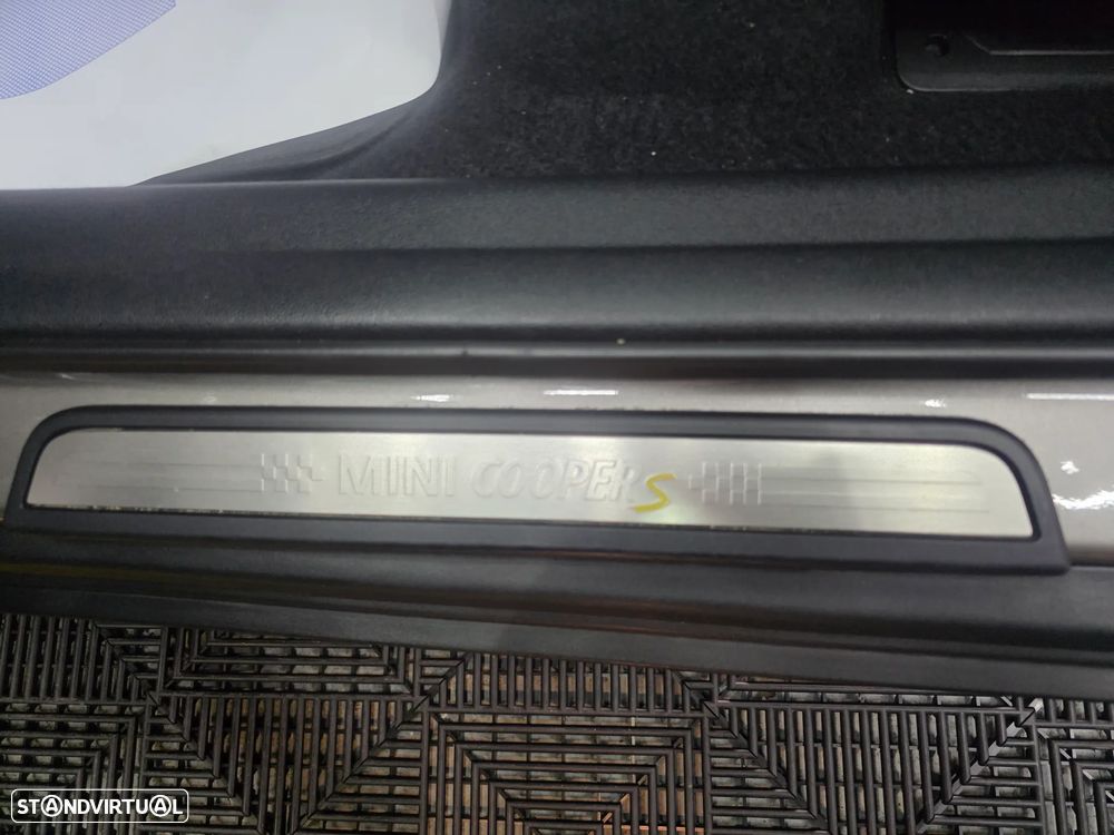 MINI Countryman Cooper SE ALL4 Auto - 44