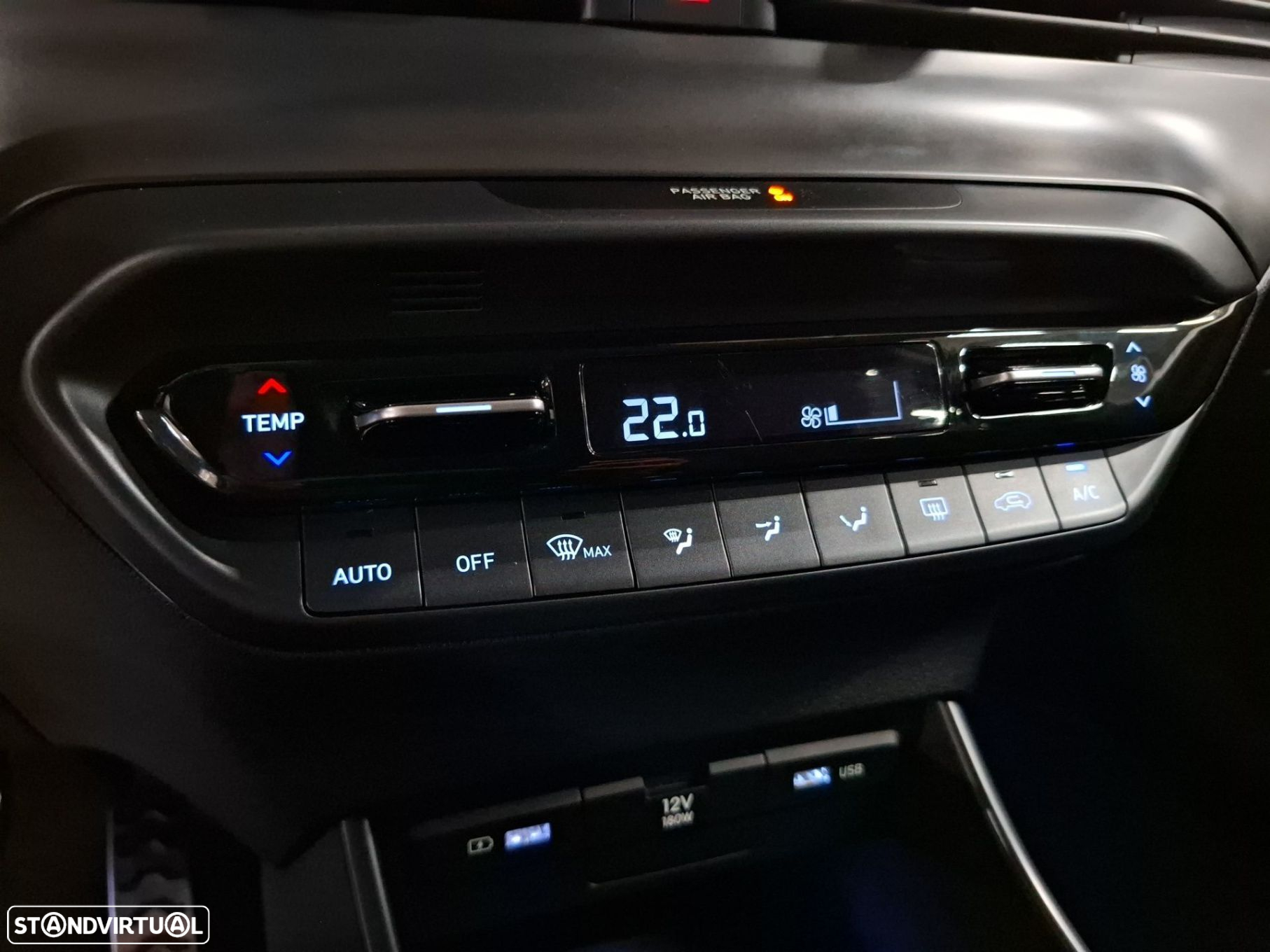Hyundai Bayon 1.0 T-GDI Premium - 18