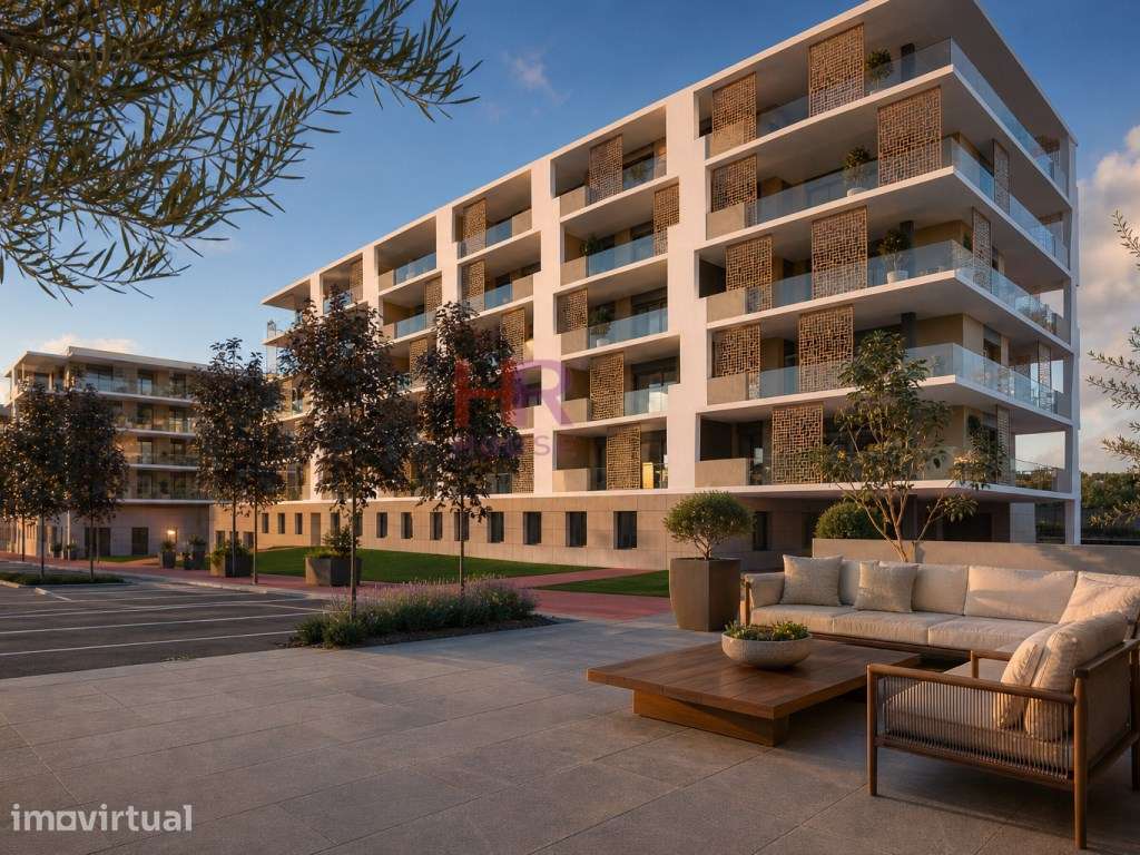 Vende-se T2 em inicio de construção Quinta da Portela - Grande imagem: 2/4