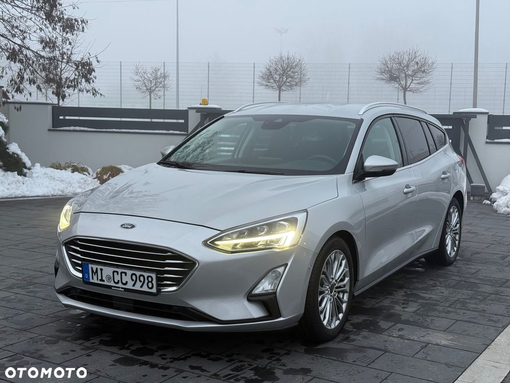 Ford Focus 2.0 EcoBlue Start-Stopp-System TITANIUM - 2