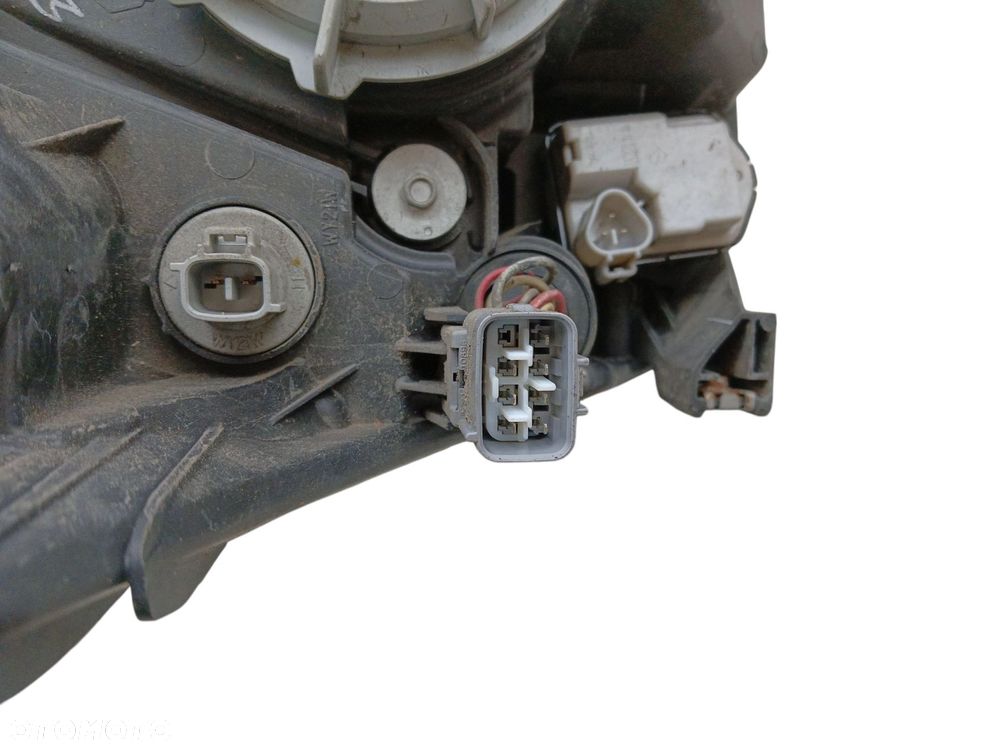 LAMPA LEWY PRZÓD TOYOTA AVENSIS T27 LIFT (2012-2015) 1.8 VALVEMATIC 147KM 10100-17685 - 7