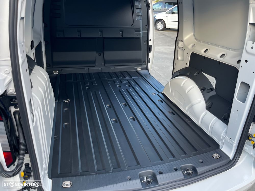 VW Caddy Maxi Cargo 2.0TDi 102 Cv Business - 23