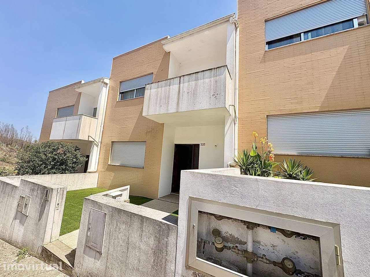 Moradia T3 Lousada | Figueiras | 3 Pisos |Terraço | NEWS - Grande imagem: 2/27