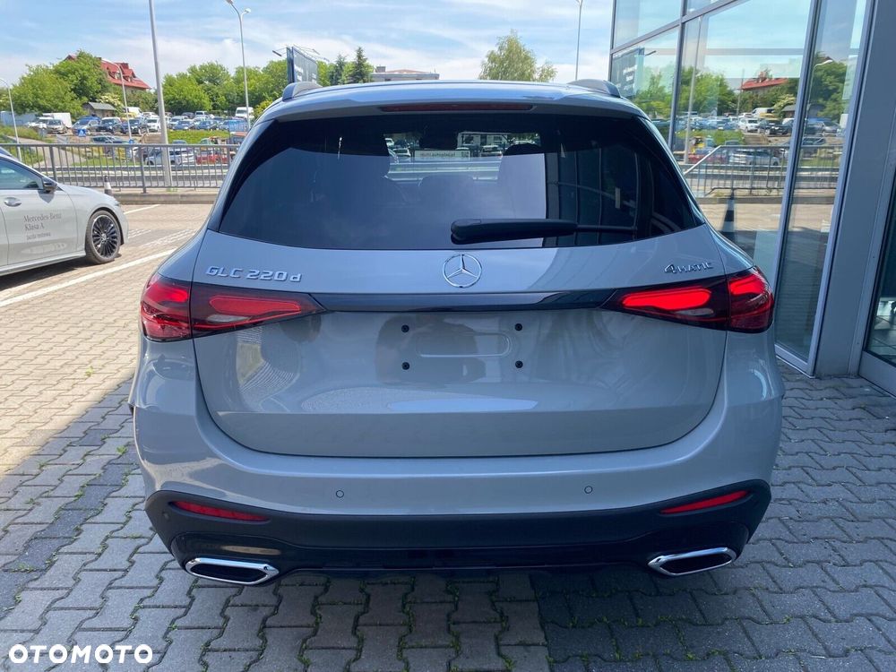 Mercedes-Benz GLC - 3