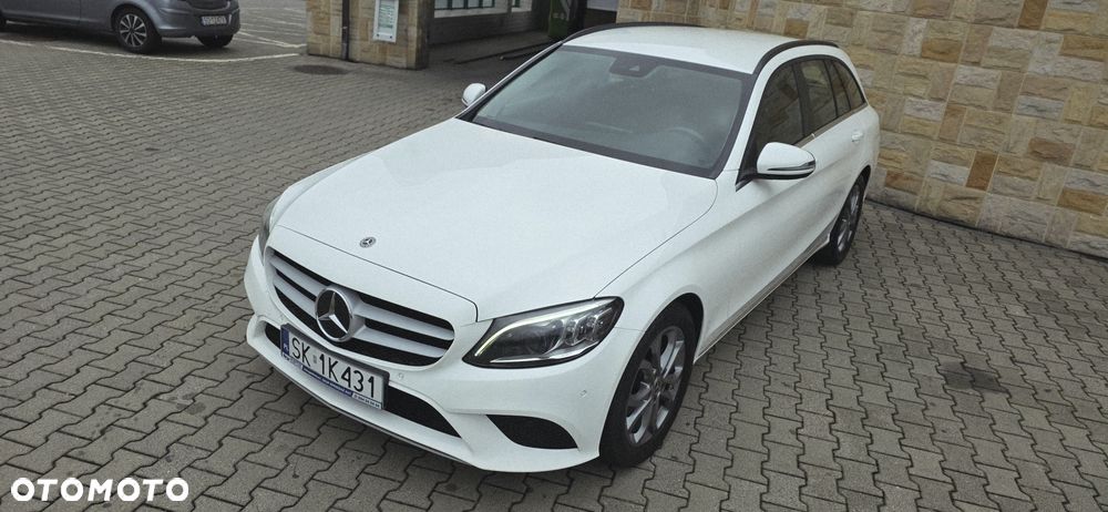 Mercedes-Benz Klasa C 200 d 9G-TRONIC - 26