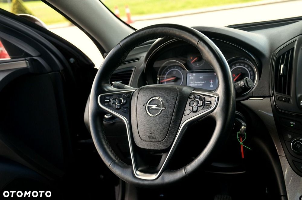Opel Insignia - 18