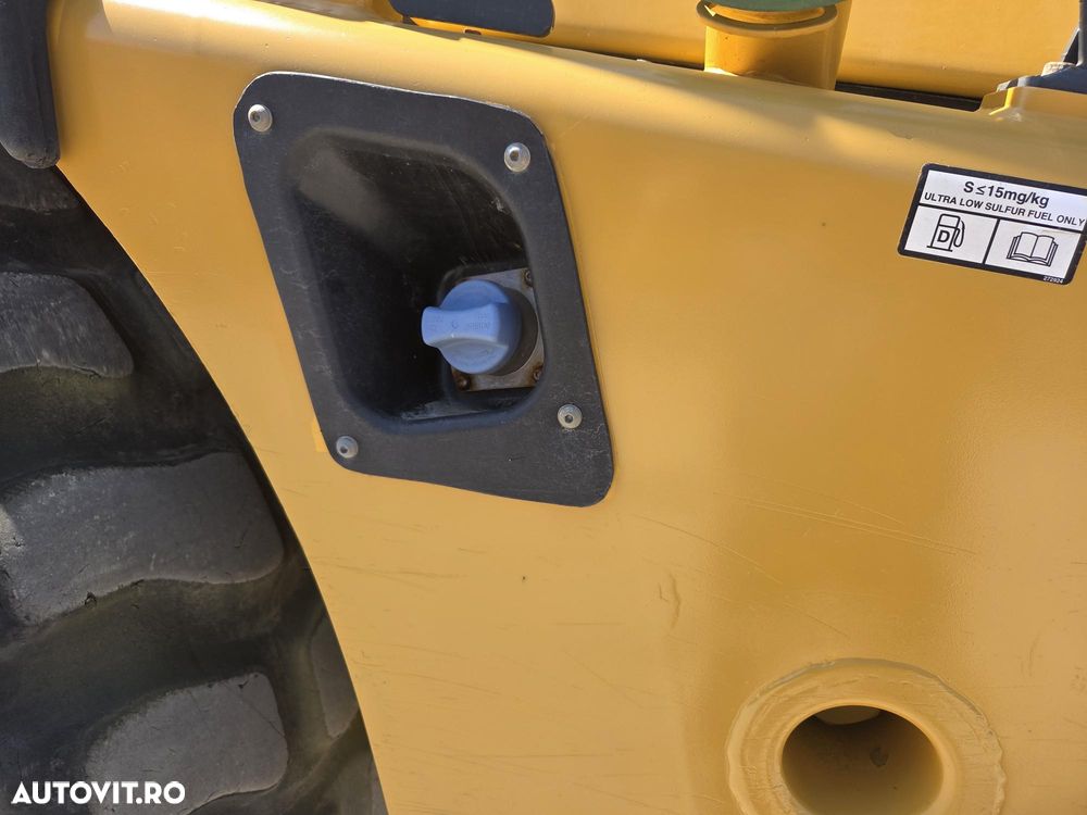 Bell DUMPER 6x6, 2020, 4980h, bena 21mc, util 30 t, intoarce in 8m, Mercedes 335CP, cutie viteze automata, viteza 50km/h, INMATRICULABIL definitiv, gresare automata, capota rabatabila, produs in GERMANIA, anv 70% ok, leasing 4 ani-PROMOTIE 149.000 EUR+tva - 24