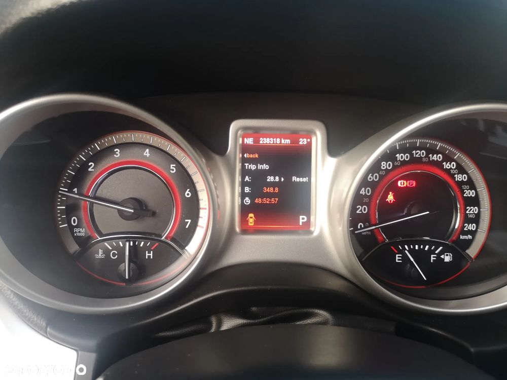 Fiat Freemont 3.6 V6 Lounge - 12