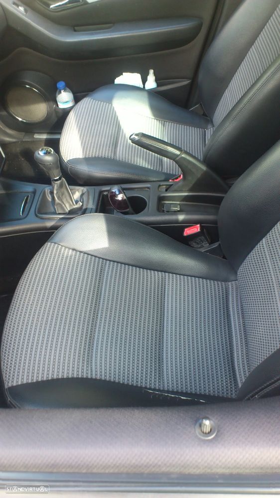 Mercedes-Benz A 200 - 25