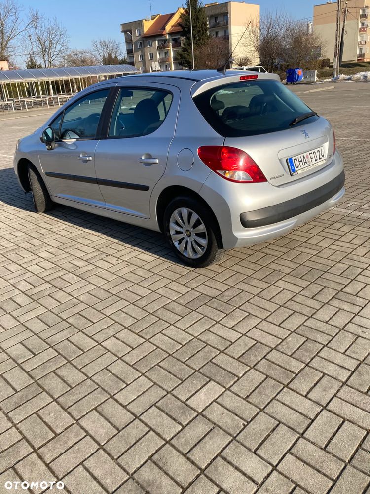 Peugeot 207 70 HDi FAP Tendance - 4